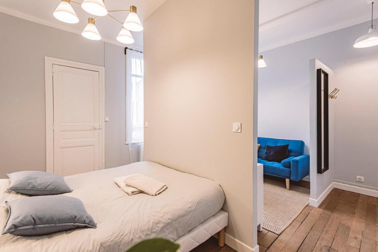 Roi Soleil, Face A La Cathedrale - 2G Apartment Reims Exterior photo